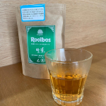 ルイボスティーをいただきましたー！ノンカフェインだからひなた飲めるなと思ったけど、ルイボスティーってちょっとクセあるしどうかなあと思いつつあげたらごくごく飲んでた🙏私も飲んだけどそんなにクセなくて&hellip;のInstagram画像