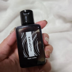 🦵 ﻿﻿私昔っから乾燥肌で﻿ひび割れするくらい&larr;﻿﻿大人になってからはクリーム塗ったりしてるけど﻿最近、かかとがガッサガサになってる事に﻿気づきました&larr;﻿私はガサガサに&hellip;のInstagram画像