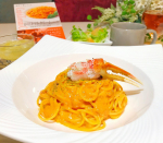 こんばんは😊✨休日のおうちランチ🍽 はおうちで簡単に贅沢なパスタランチ✨🍝カニトマトクリームパスタ🌟カニたまごスープ🌟サラダ🌟グレープフルーツゼリー今日のお昼は&hellip;のInstagram画像