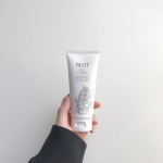 3本目♡﻿﻿ポリシーさんのゲルクリーン。﻿肌に優しいアミノ酸系の洗顔クリームです﻿﻿アミノ酸ケア、アミノ酸ケア...♡♡♡﻿﻿﻿洗浄力を高めた天然サポニンが﻿古い角&hellip;のInstagram画像