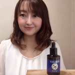 若い頃は苦手だったオイル美容にハマっています。寒くなって乾燥して来た今こそ、さらにその良さがわかる感じがしてます☺️❣️ナマシアのフェイスオイルは、シアバターのオイル美容液ですが、生ってと&hellip;のInstagram画像