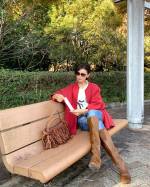 おはようございます🌞.週の真ん中ですね！最近、乾燥がすごいから夜中に目が覚めて、なんだか二度寝、三度寝してしまってる💦.寝る前に枕元に飲み物が必要だわ‼️.こんな季節だから&hellip;のInstagram画像