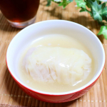カネ吉のロールキャベツを試食しました&hearts;.青森県産キャベツとアメリカ産豚肉を使用した冬に向けて販売予定のロールキャベツです(*^^*).パックの中にコンソメスープとロールキャベツが入って&hellip;のInstagram画像
