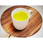 最近はコーヒーや緑茶を家で淹れる機会が多くなりました。手間をかけたハンドドリップや急須もいいですが、たまに飲むインスタント、ティーバッグも便利で美味しいです。#緑茶 #グリーンティー &hellip;のInstagram画像