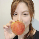 乾燥の季節だからこそ、お肌をきれいにしたい！！乾燥肌なので、まずは食生活から&hellip;乾燥肌に良いとネット記事で見たリンゴを箱買いしました！！リンゴは幹細胞がコスメにも使われるほど注目度の高い&hellip;のInstagram画像