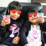 こんにちは☺.昨日は長女のお誕生日会をしました。もう8歳、、、子供の成長は早いですね。嬉しくもあり、さみしくもありです☺.ハッピーバースデイの歌を歌い、ケーキのロウソクを消す下りを毎回&hellip;のInstagram画像