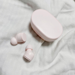 優しい使い心地♡完全ワイヤレスイヤホン CURREN-C01 カラーはブラック・ホワイト・ピンクの3色展開*̣̩⋆̩聴きやすく、優しい音質で疲れにくいイヤホンです♡システム音声&hellip;のInstagram画像