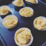 ..長崎五島産のさつまいもペーストでスイートポテト.バター足して焼くだけ.凄く甘かった😊..#ごと芋ペースト #ごと #ごと芋 #さつまいも #monipla &hellip;のInstagram画像