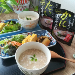 ランチは、雑炊。おかずは、先日届いた数の子の松前漬け。この雑炊、おだしがきいて美味しくってね〜大好き💕◼テーブルランド　具材の旨味にこだわったぞうすいかに／たい／とり今日は、かに・たい。&hellip;のInstagram画像