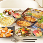 \柿とカマンベールチーズで簡単絶品前菜★/*❁︎昼ごはん・チーズピザ・ほうれん草とベーコンのグラタン・ハムのグリーンサラダ・柿とカマンベールチーズの前菜・りんご**&hellip;のInstagram画像