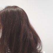 「広がって、毎朝格闘。。。」【くせ毛、パサつく髪に！】高級ヘアケアグッズでサラツヤ髪になりませんか？東京都内撮影にご協力いただける30～50代の方を10名様限の投稿画像