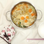 *🍽*寒い日は鍋に限る 🍲野菜不足だったから野菜たっぷり♡我が家定番の餃子鍋 🥟*@sinei_gyoza で更にヘルシーˎˊ˗*ﾟ公式shop, 楽天, Amazon&hellip;のInstagram画像