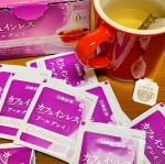 じんわり2分。いい香りを楽しみながら待つ☺️#紅茶 #日東紅茶 #カフェインレス #アールグレイ #monipla #nittohtea_fanのInstagram画像
