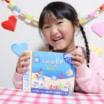ドリームブロッサムのサメに気をつけて！はじめての暗算ゲーム｢I sea 10!｣で遊んでみました&hearts;.習熟度別に3段階に分けられた6種類の遊び方で足し算・引き算・かけ算・暗算力が身につくカードゲ&hellip;のInstagram画像