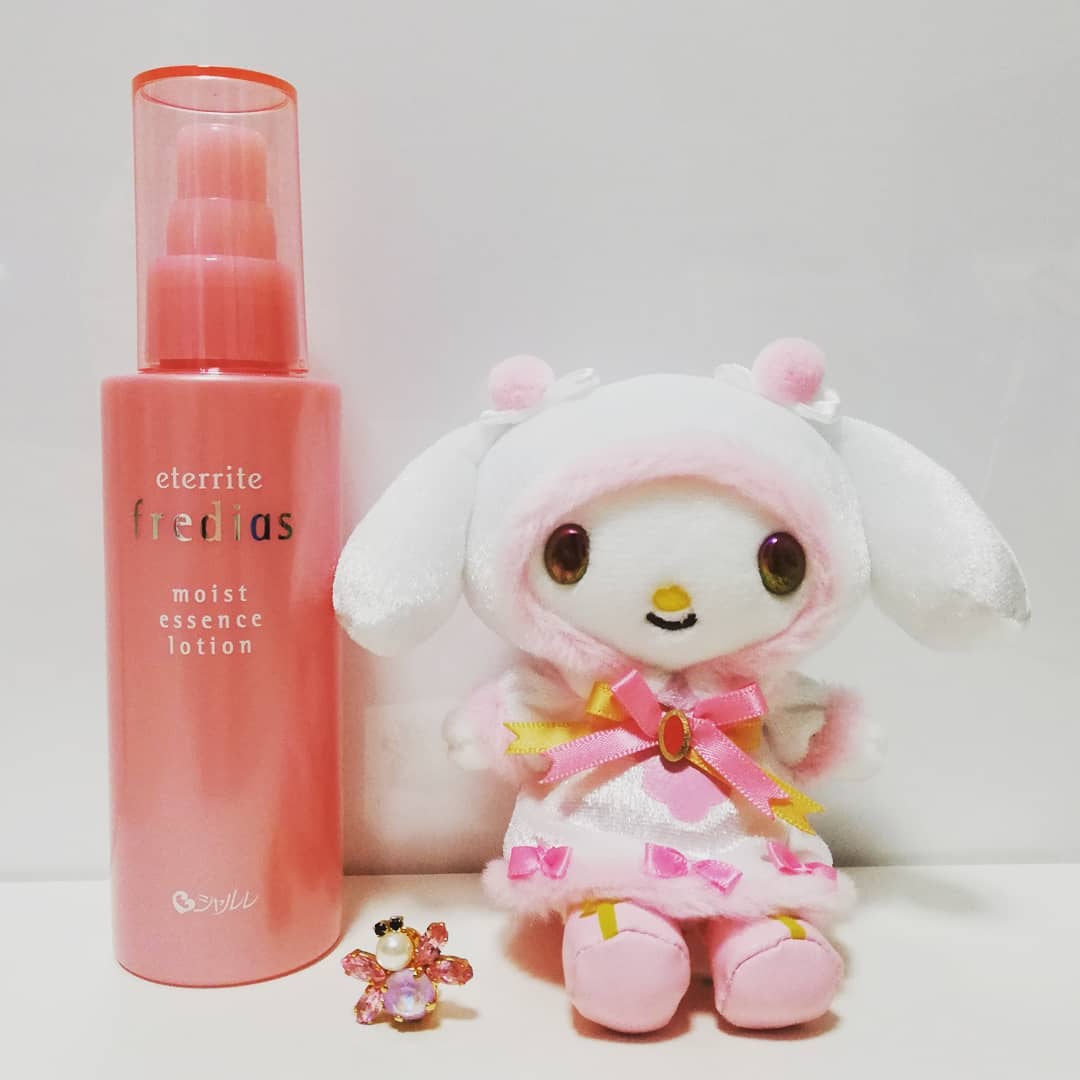 口コミ投稿：最近、化粧水に✨エタリテ フレディアス モイストエッセンスローション✨を使用してい…