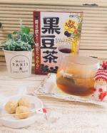 #ITOH 井藤漢方製薬さんの #黒豆茶 を飲んでます&hearts;️休日の朝のゆっくりした時間幸せすぎる～🎶#黒豆 は#畑の肉 といわれるほど栄養たっぷり。女性の方には特にイソフラボンも🍀香ばしくて美味&hellip;のInstagram画像