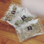 兼吉さんのだしふりを使って、パパッとチャーハンを作りました😊手軽に栄養をプラス出来るので、忙しい日のご飯におすすめです！今回は鰹節のだしふりを使いましたが、兼吉さんのだしふりは他にも、イワシや&hellip;のInstagram画像