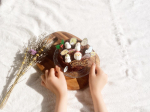 子どもとおやつ作りしたよ❤︎﻿今日作ったおやつは、大好きなすみっこぐらしが﻿盛りだくさん!﻿「すみっコぐらし　チョコケーキセット」✨﻿﻿包丁を使わず作れるから、﻿お手伝いしたの&hellip;のInstagram画像