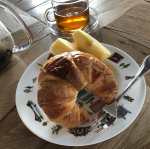 遅く起きた朝の定番#タイガールイボスティー #ルイボスティー #生葉ルイボスティー #オーガニックルイボスティー #オーガニック生活 #ノンカフェイン #monipla #rooibosTIG&hellip;のInstagram画像