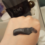 JUSO KURO SOAP［重曹洗顔］お試しさせていただきました。&darr;&darr;&darr;抜粋しました重曹、パパイン酵素、炭のトリプル洗浄成分でしっかり汚れを落とす、モコモコ泡のやみつき洗顔。濃密&hellip;のInstagram画像