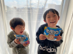 我が家にセノビックプラスが届きました💕長男が小学生になってから牛乳嫌いと飲んでくれていなかったのですが、セノビック混ぜると飲んでくれます😊元々ココアが好きなのでココア味が大好きで、届いてから毎&hellip;のInstagram画像