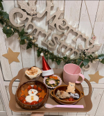 ..﻿𝐶ℎ𝑟𝑖𝑠𝑡𝑚𝑎𝑠 𝐸𝑣𝑒 𓂃𓂂🎄🤎﻿﻿雑だけど..そらちゃんにXmasっぽいご飯🍽﻿食パン使ってコーンポタージュポットパンにしてみたけど美味しそうにばくばく食べてく&hellip;のInstagram画像