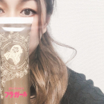 最近気になる白髪に&hellip;﻿﻿こちらの商品をお試しさせてもらいました！﻿﻿『フラガール　ヘアカラートリートメント』﻿カラーはグレーベージュ。﻿﻿白髪って少しでも目立ちますよね&hellip;﻿&hellip;のInstagram画像