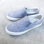 𓆸𓆸 ﻿#スリッポン　最高♡﻿さっとはけるから﻿忙しい朝も楽ちん🙆&zwj;♀️﻿﻿﻿私は自転車通勤で﻿保育園送迎もあるので﻿ブーツだと脱いだり履いたりめんどくさい😓﻿﻿&hellip;のInstagram画像