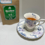 .緑茶が大好きな私。冬はもちろん夏もホット派🍵妊娠を機にカフェインを気にしてルイボスティーを飲むように🫖今まで1種類しか試したことがありませんでしたが少し飽きてきたので他の&hellip;のInstagram画像