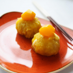 お節、作りますか？﻿うちは毎年実家で食べてたんですが今年は帰省しないので、、パルシステムで買いました😂👈﻿でも偶然、つけてたテレビで栗きんとんのレシピがやってて❗️﻿クリチ入り！珍しいので&hellip;のInstagram画像