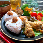 2021/01/06.#献立手羽元チャーシュー焼き鮭れんこんきんぴらかぼちゃサラダわかめスープ黒豆茶...手羽元チャーシューは何年も前からリピートしてる、るぅさんレ&hellip;のInstagram画像