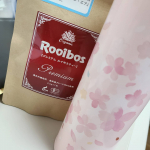 こんにちは。年末年始も稼働の看護師なわたしです。..やっと温活ご報告😊.アラサー同僚女子とわたしとで飲んでます😃TIGERプレミアムルイボスティー..テ&hellip;のInstagram画像