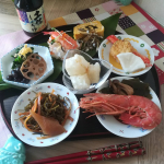 1〜2日は購入したおせちでしたが、最終日の3日は松前漬け・田作り・黒豆・海老等々を一応手作りで😅◼正田醤油　#土佐しょうゆ で味付け。醤油に鰹節の旨味とみりんなどの甘味を加えただし醤油なので、松&hellip;のInstagram画像