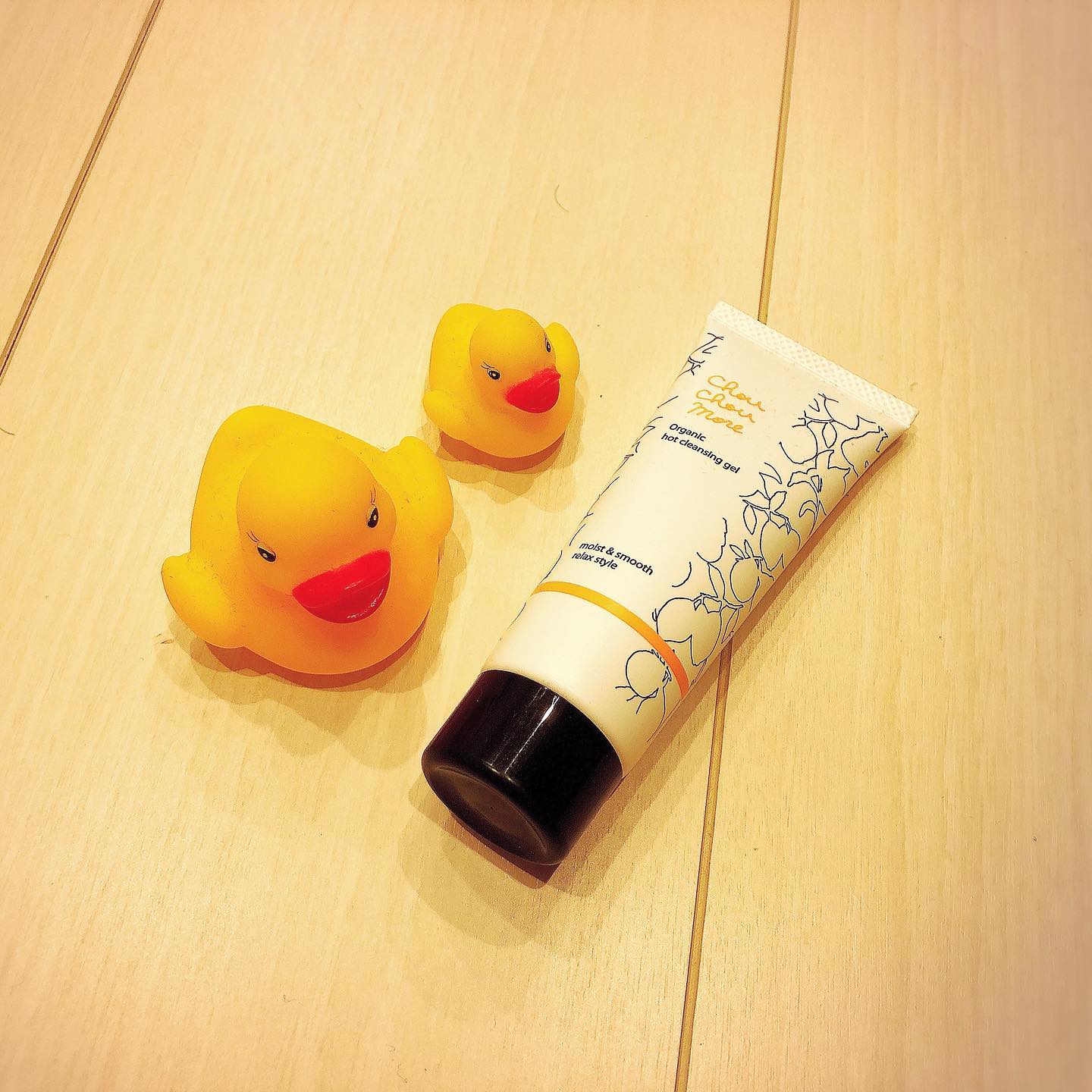 口コミ投稿：《商品紹介》シュシュモアホットクレンジングジェル🍯粘度高めのジェルで、手のひらに…