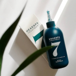 ・HEDSPA7 TREATMENT髪を補修する加水分解シルクを贅沢に配合した美容液トリートメント。乾燥やダメージの気になるケア先をコーティングしながら、いつまでも触りたくなるサラツヤ&hellip;のInstagram画像