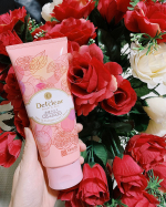 美容液成分99.4％配合﻿マツエクOKの温感クレンジング﻿【DETクリア】﻿﻿毛穴汚れもするんと落ちた💆🏻&zwj;♀️✨﻿﻿#DETクリア #detclear #明色化粧品 #mei&hellip;のInstagram画像