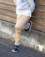 @nissen_kids_official 様のストレッチストレートパンツすごいはきやすく、うごきやすい様子で、学校に着ていく割合が高いです。色は全部で9色あるので、自分が使いやすい色選べてい&hellip;のInstagram画像