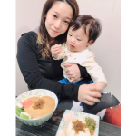 Mom ate kitsune udon🦊My son ate yuzu chirimen >* ))))><I'm glad he ate a lot🍚✨✨@osawaya_sns#&hellip;のInstagram画像