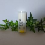 新感覚!多機能バーム『URUMIE』を使いました。これ１本で髪のスタイリング、リップバーム、保湿クリームなどなど多機能なバームです。髪の毛の広がりが気になるときや、おくれ毛のスタイリングも&hellip;のInstagram画像