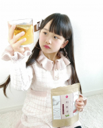 いずもなでしこの和紅茶を飲んでみました💞和紅茶だから渋いのかなと思ったけどそんなことはなく、マイルドで優しい味で美味しかったです！💞普通の紅茶と比べるとお茶感が強いので&hellip;のInstagram画像