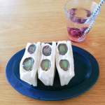 ❁HenoHeno ぶどうお得パック❁HenoHenoは栄養・品質を損なわない冷凍技術で作ったフローズンフルーツです♡今回のぶどうは山形県高鼻町でつくられたピオーネ🍇ピオーネは巨峰&hellip;のInstagram画像