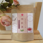 いずもなでしこ和紅茶　飲んでみました❤️和紅茶とは、国産茶葉を使って国内で加工したもので、「日本紅茶」「地紅茶」とも呼ばれています。海外の産地より昼夜の温度差が少なく日照時間が短いため、渋みが&hellip;のInstagram画像