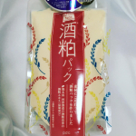 お酒系はもう肌にいいじゃんって無条件で思っちゃうくらい好きなんだけど（笑）これは甘酒飲みたくなる超絶いい香り❤️なんかフワフワの&hellip;&hellip;紙粘土？小麦粘土？みたいな触り心地で気持ちいい洗い流すタイプのパック&hellip;のInstagram画像