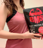 BMS WHEY PROTEIN 100 ホエイ プロテイン いちご スムージー🍓@isdg_bms 前に一度紹介しましたが、2週間続けた結果レポート🍓🤗今日のボディチェック💖&hellip;のInstagram画像