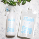 チュラコスの沖縄生まれのボタニカル消臭・除菌ウォーターをお試ししました&hearts;.お口に入れても安全な原料で開発・誕生したお水のような除菌剤です🎶.月桃やお米の籾殻から抽出した植物性シリカを配&hellip;のInstagram画像