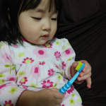 毛が密なのに痛くない、世界で選ばれる歯ブラシ★クラプロックス　子ども用歯ブラシ(0才～6才)　CK4260★を使ってみました💡細い毛がギュッと詰まっているのに、硬くない✨不思議💕(毛先の直径&hellip;のInstagram画像