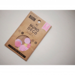 布デコフレーク。布でできたフレークシール。アイロンで貼り付けるだけ✨このご時世子供のマスクの表裏が分かりやすいようにデコして可愛くできて一石二鳥✨他にもバックやポーチなど色々な&hellip;のInstagram画像