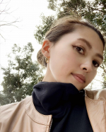 ..ピメルのパーフェクトロング&カールマスカラ👁✨﻿ブラウンの繊維でナチュラルだけど﻿ウォータープルーフで夜までしっかりカールキープしてくれた✌オレンジのアイシャドーもお気&hellip;のInstagram画像