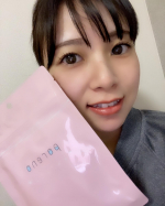 花嫁美容👰&zwj;♀️♡フェイスパック最近歳のせいか？痩せたせいか？目の下の皺とかほうれい線が気になるので、よくパックしてます〜。本当は朝もしたいけど、おでこに充てると前髪が少ないのでぺ&hellip;のInstagram画像
