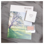 *国産オーガニックコスメブランド アムリターラのハイビスカスチーク PC2 ピュアアプリコットをお試しさせていただきました。肌馴染みがよくナチュラルに溶け込み、オレンジメイクにぴったりの可愛い&hellip;のInstagram画像